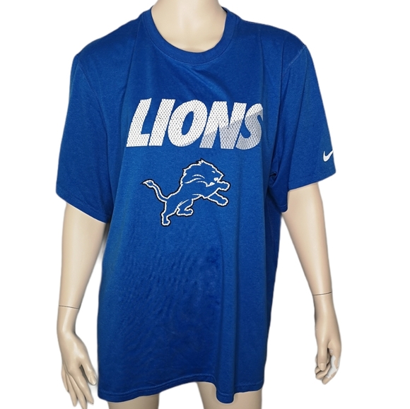 Detroit Lions Nike Dri Fit Athletic NFL Sports Tee